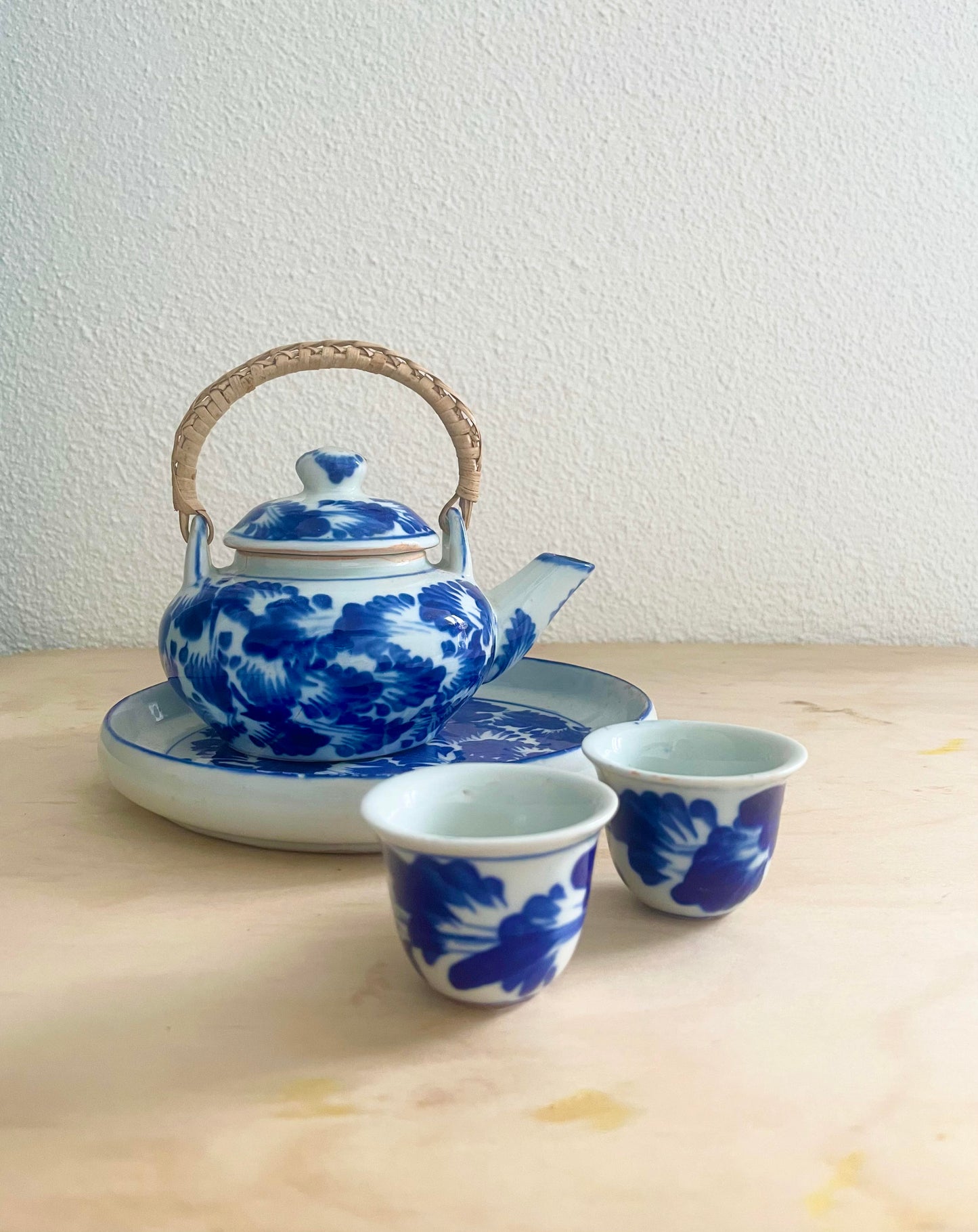 Mini tea set with cottage-house feel - Slow Steep